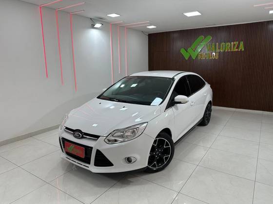 FORD FOCUS 2.0 TITANIUM SEDAN 16V FLEX 4P AUTOMÁTICO FORD FOCUS 2.0 TITANIUM SEDAN 16V FLEX 4P AUTOMÁTICO